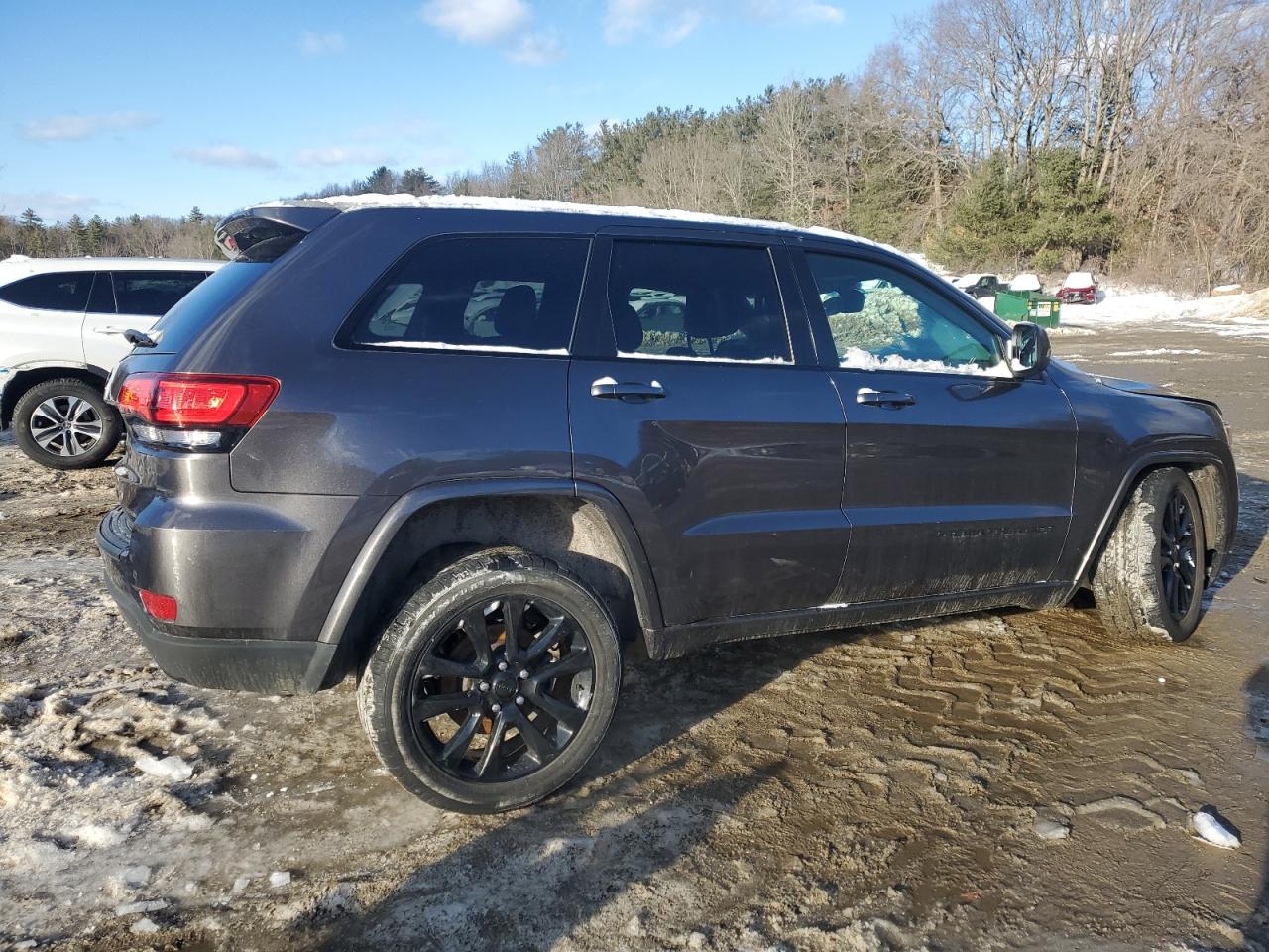 2019 Jeep Grand Cherokee - Image 3