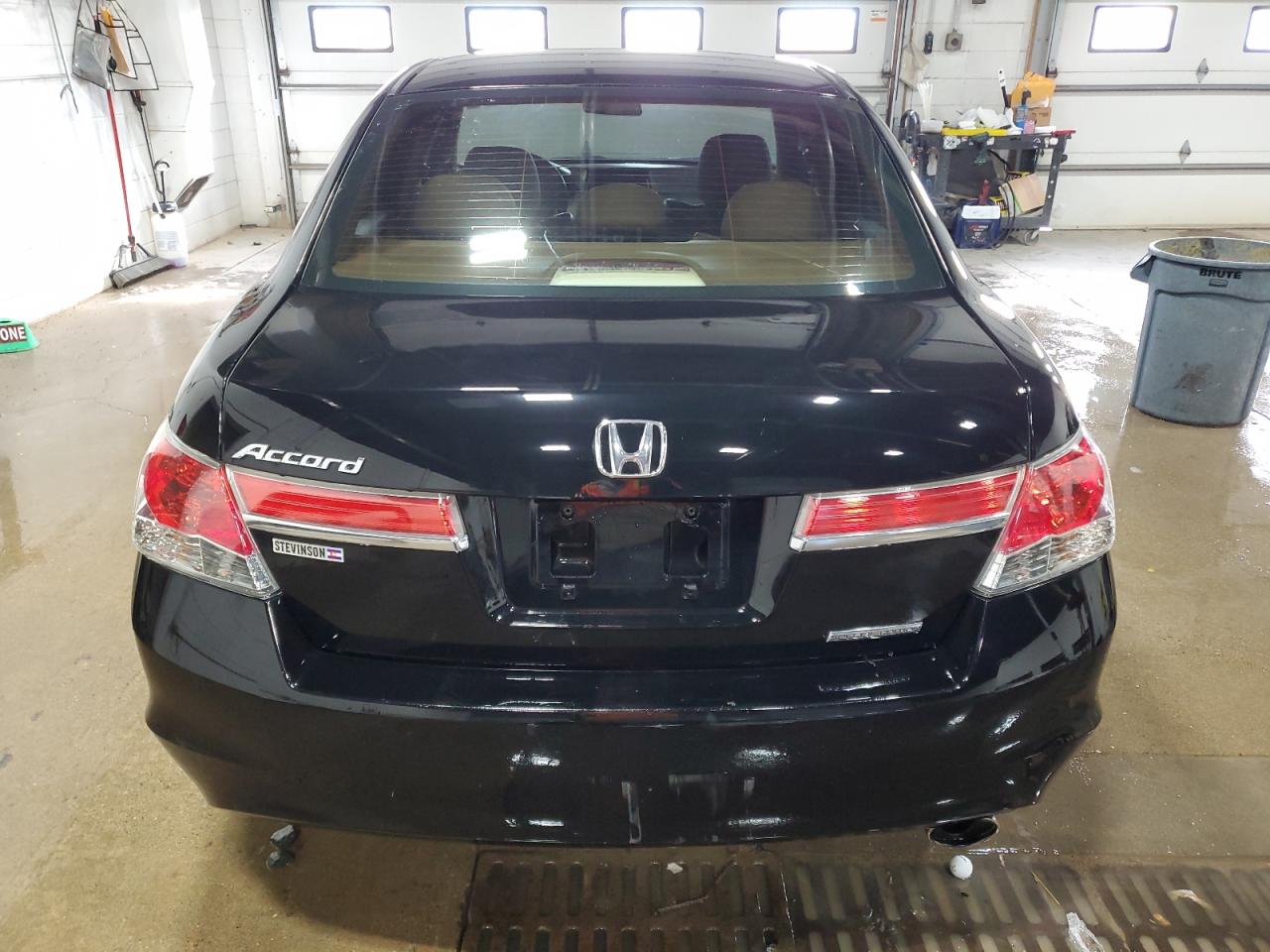 2012 Honda Accord - Image 6