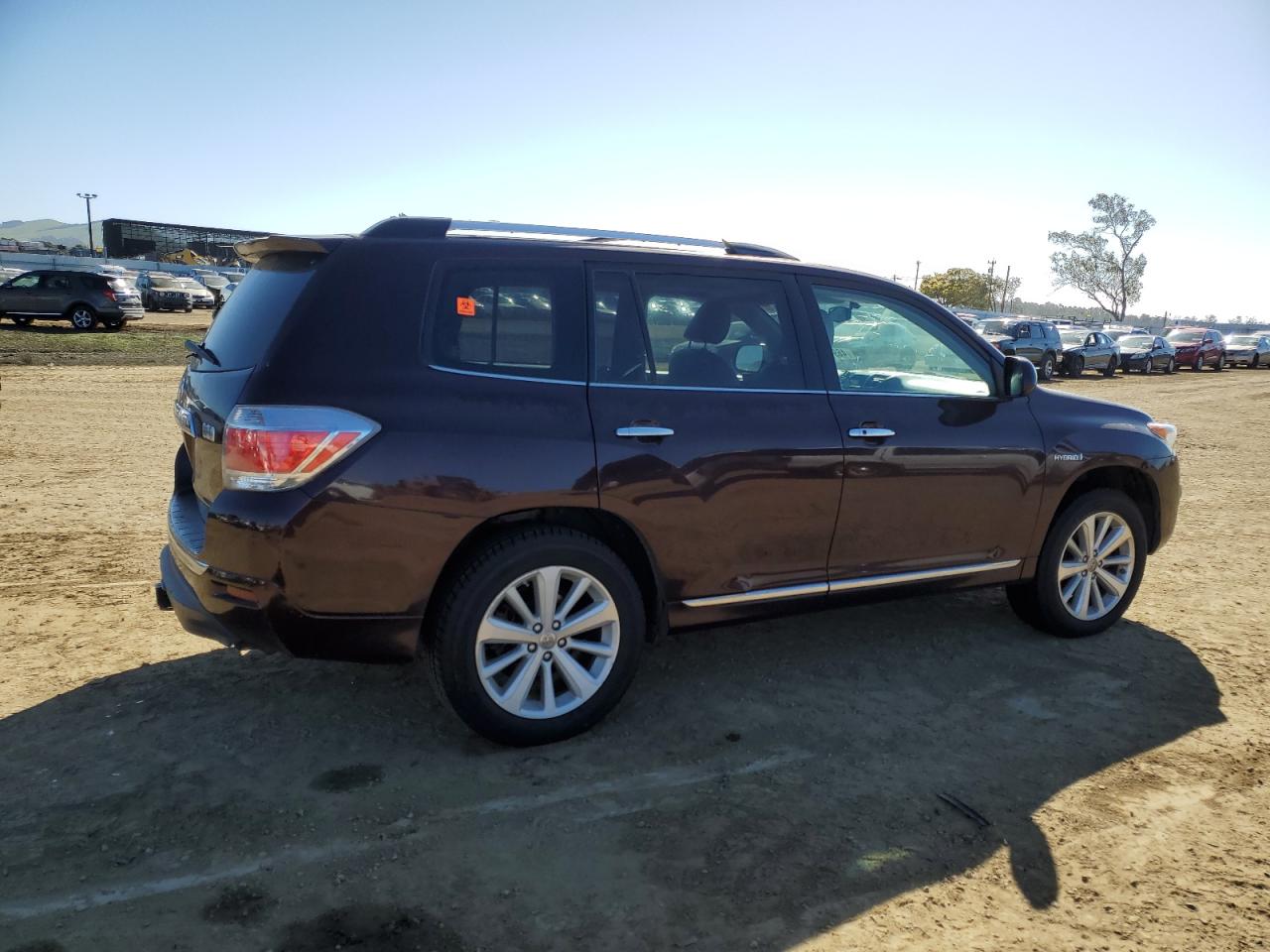 2011 Toyota Highlander - Image 3