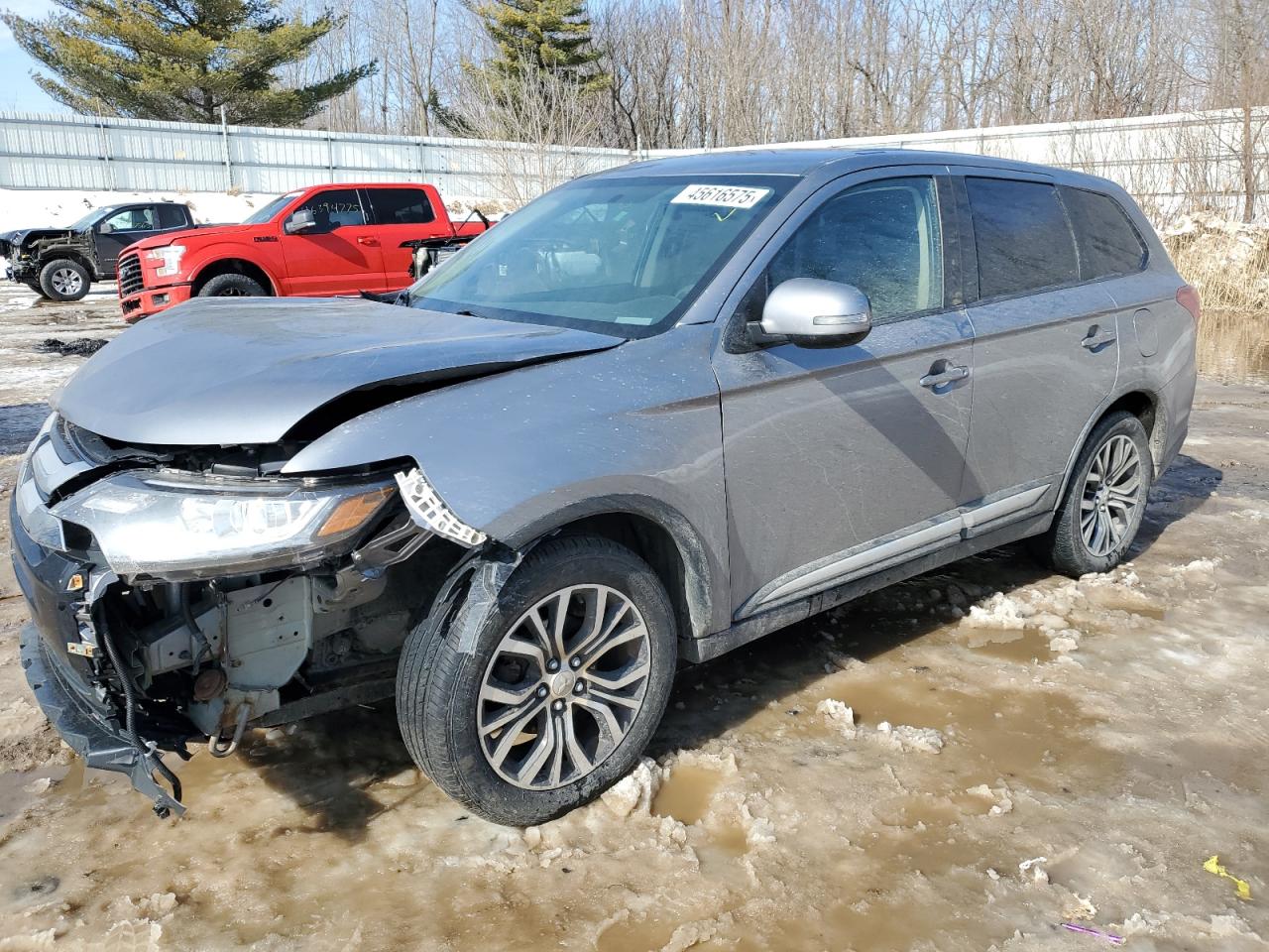 2018 Mitsubishi Outlander - Image 1