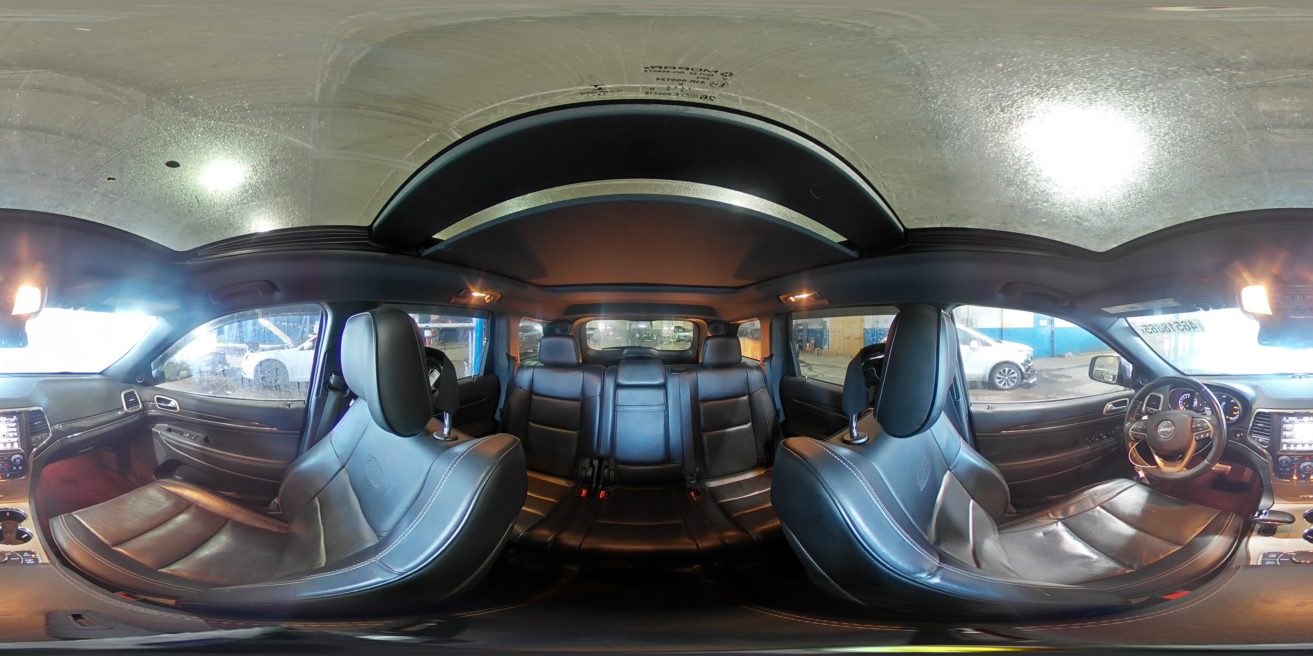 2015 Jeep Grand Cherokee - Image 15