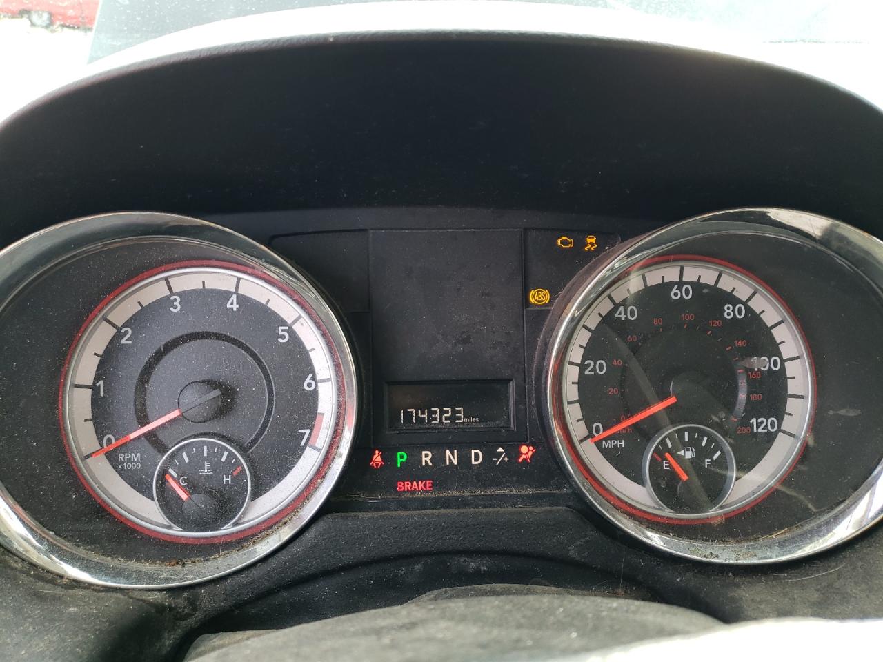 2012 Dodge Caravan - Image 9