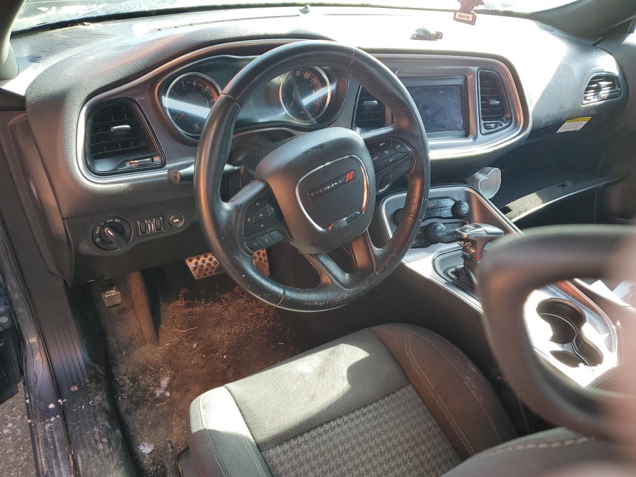 2019 Dodge Challenger - Image 8