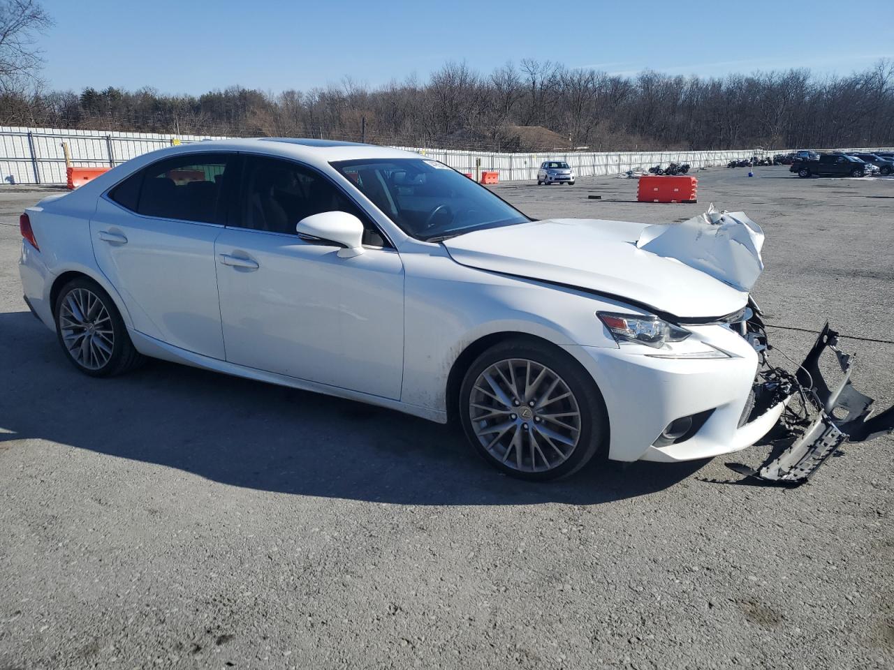 2014 Lexus IS - Image 4