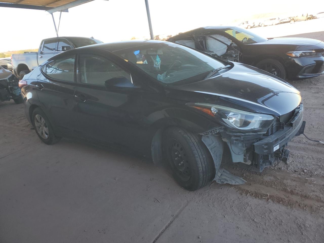 2016 Hyundai Elantra - Image 4