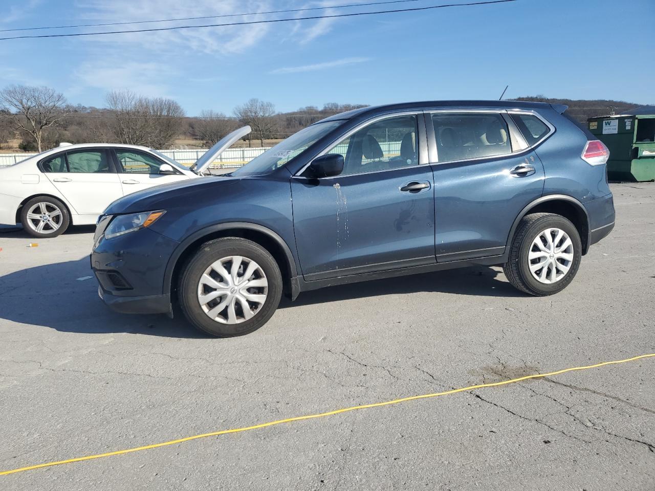 2016 Nissan Rogue - Image 1