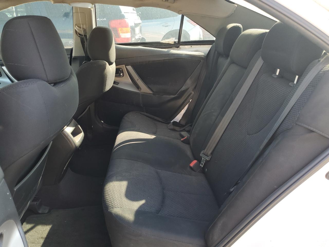 2010 Toyota Camry - Image 10
