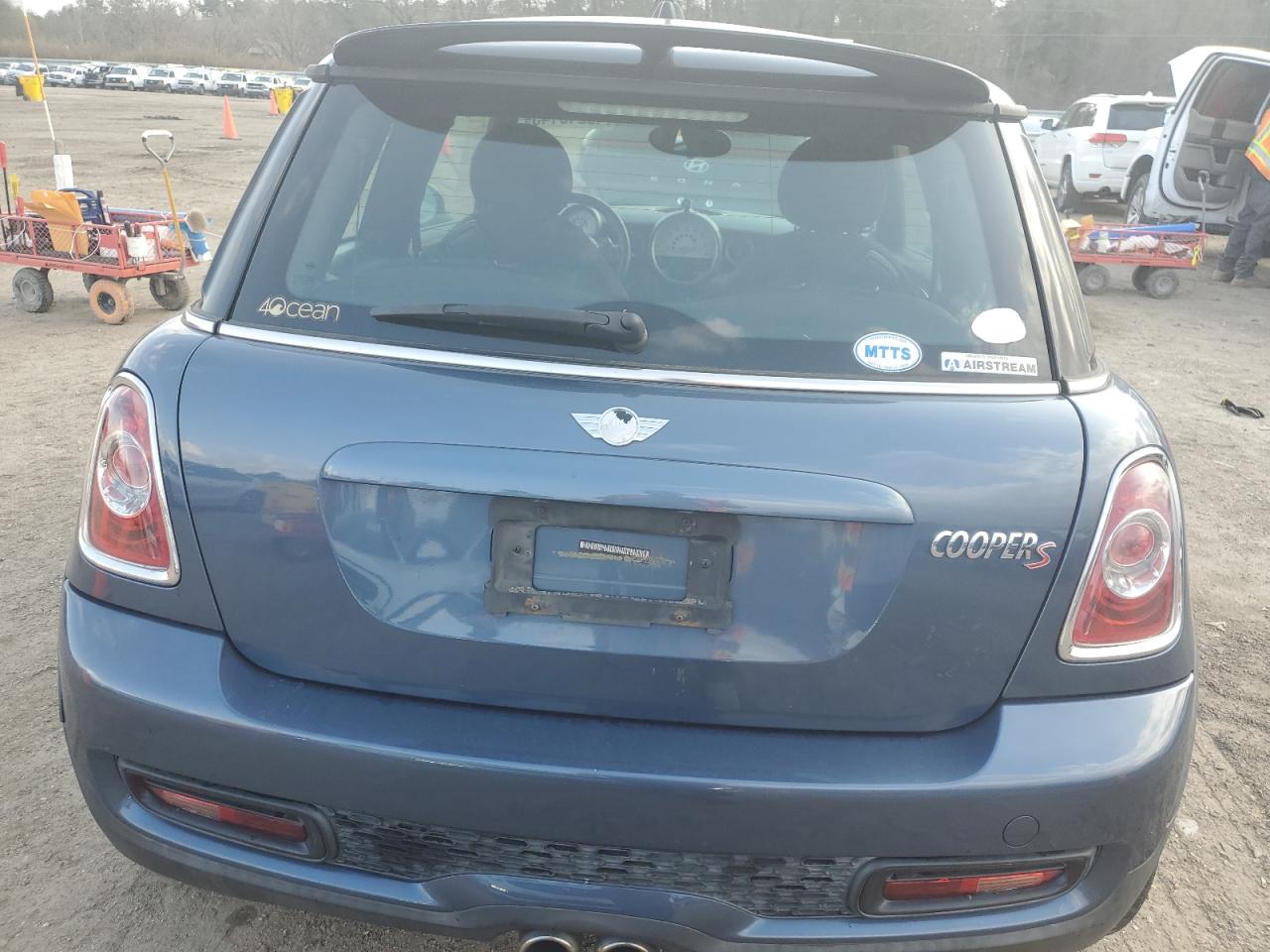 2011 MINI Cooper - Image 6
