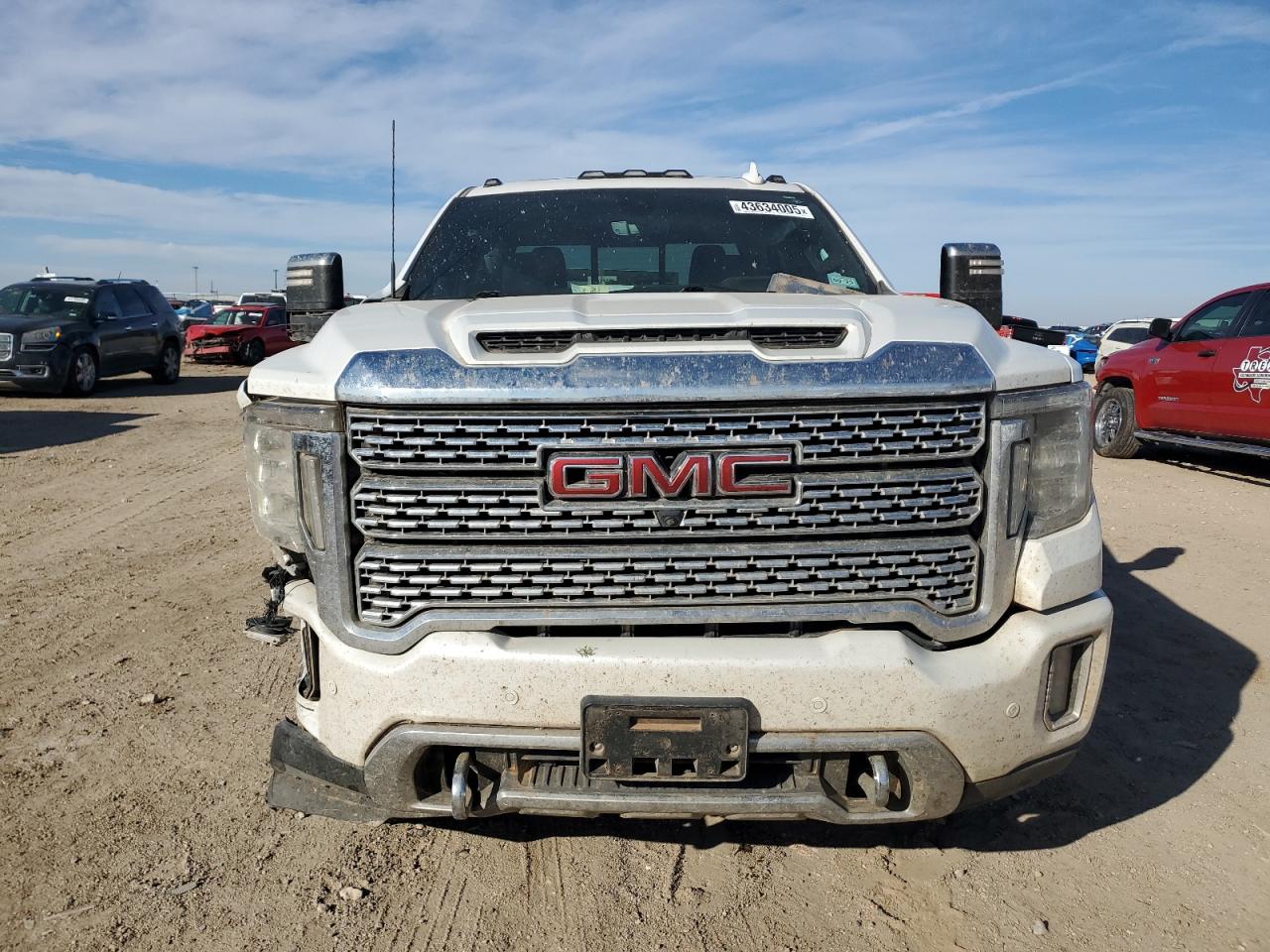 2022 GMC Sierra - Image 5