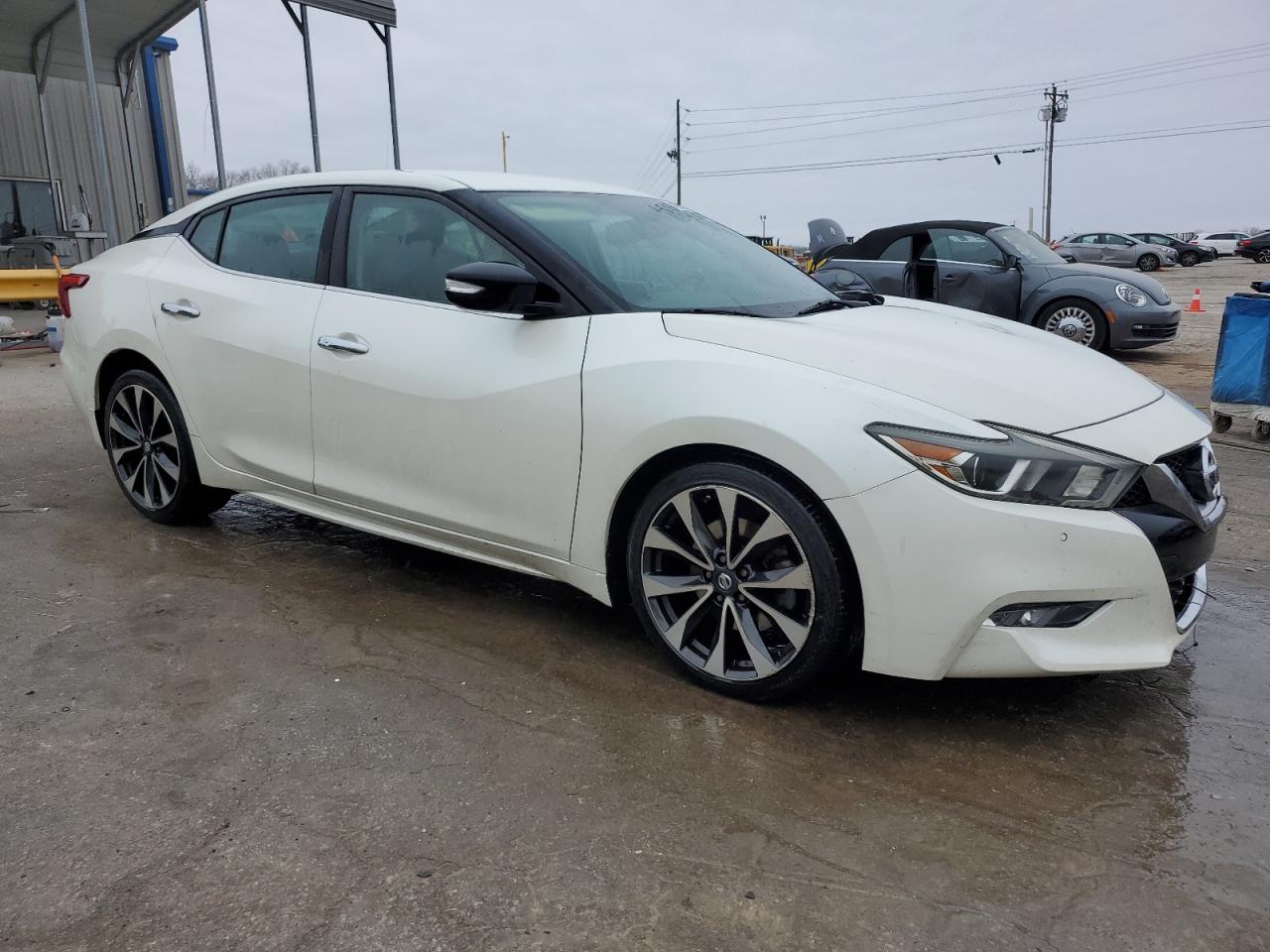 2016 Nissan Maxima - Image 4