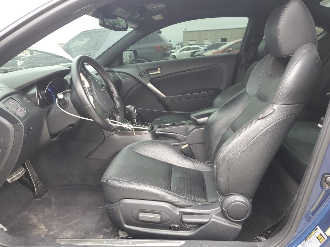 2015 Hyundai Genesis - Image 7