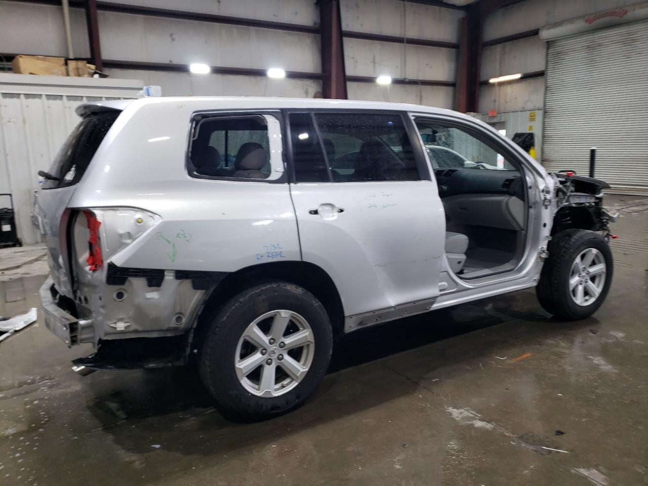 2010 Toyota Highlander - Image 3