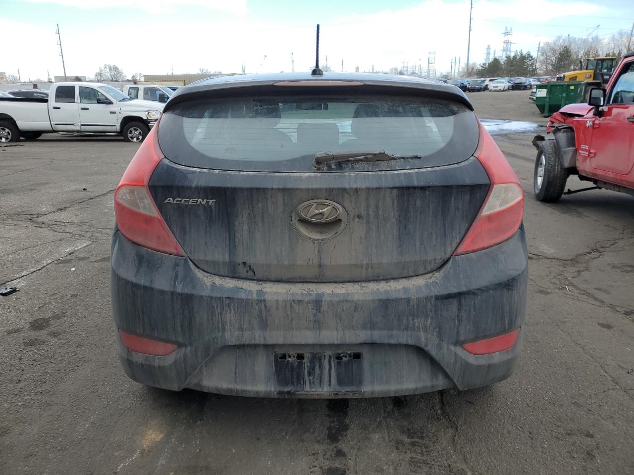 2014 Hyundai Accent - Image 6
