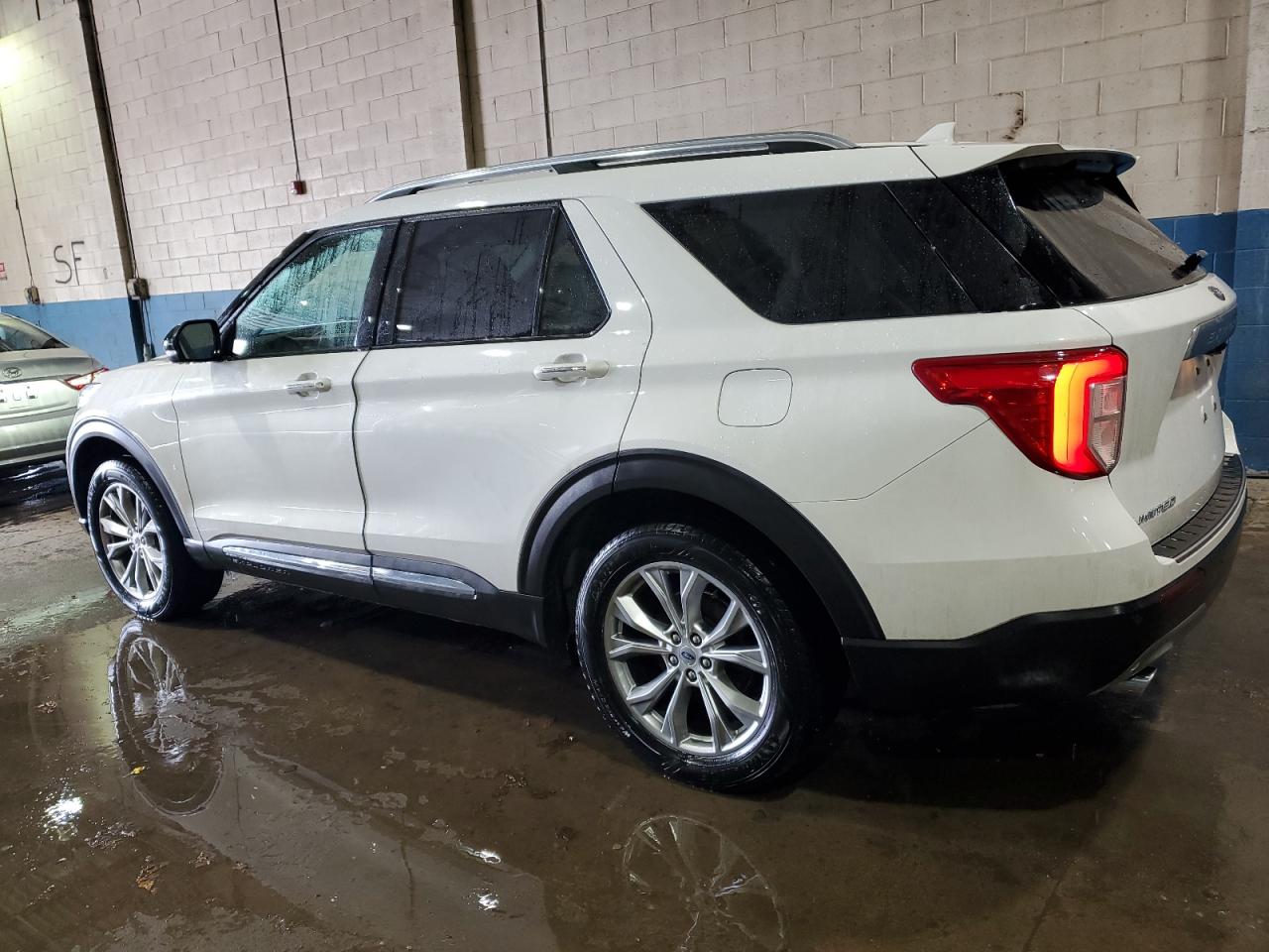 2020 Ford Explorer - Image 2