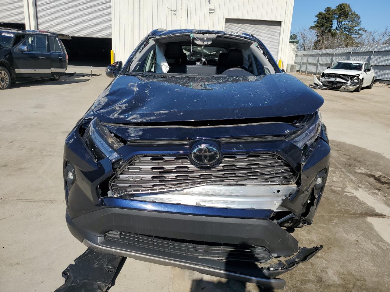 2023 Toyota RAV 4 - Image 5