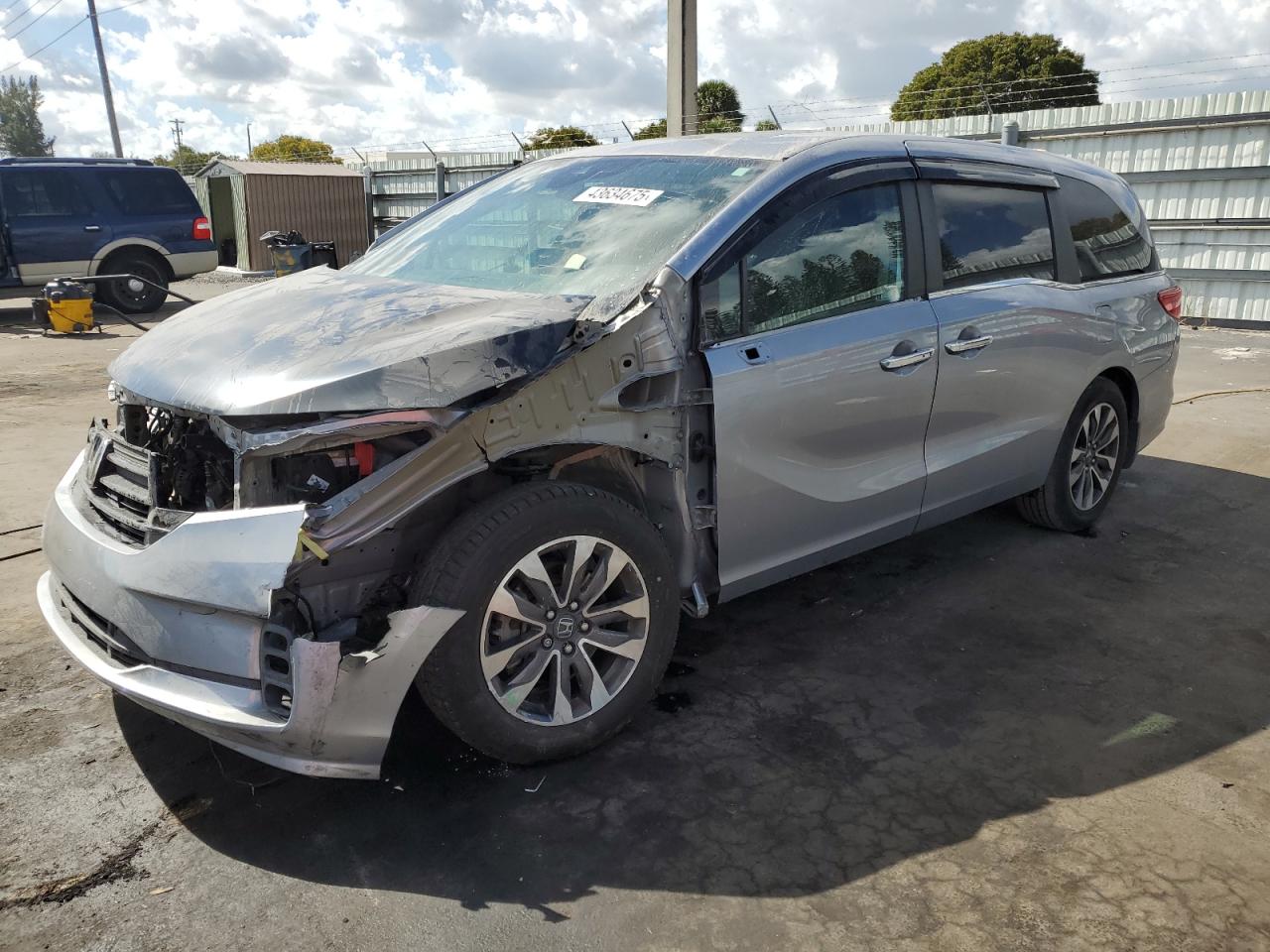 2022 Honda Odyssey - Image 1
