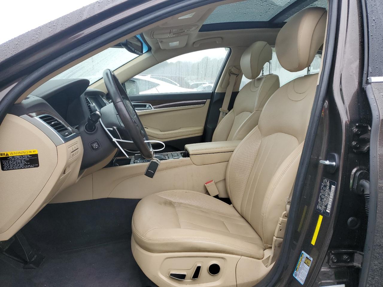 2017 Genesis G80 - Image 7