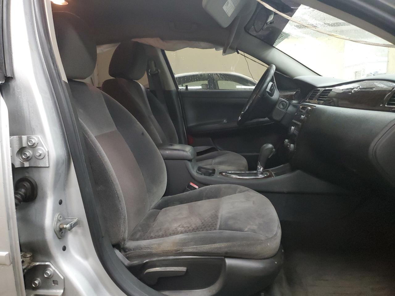 2012 Chevrolet Impala - Image 7