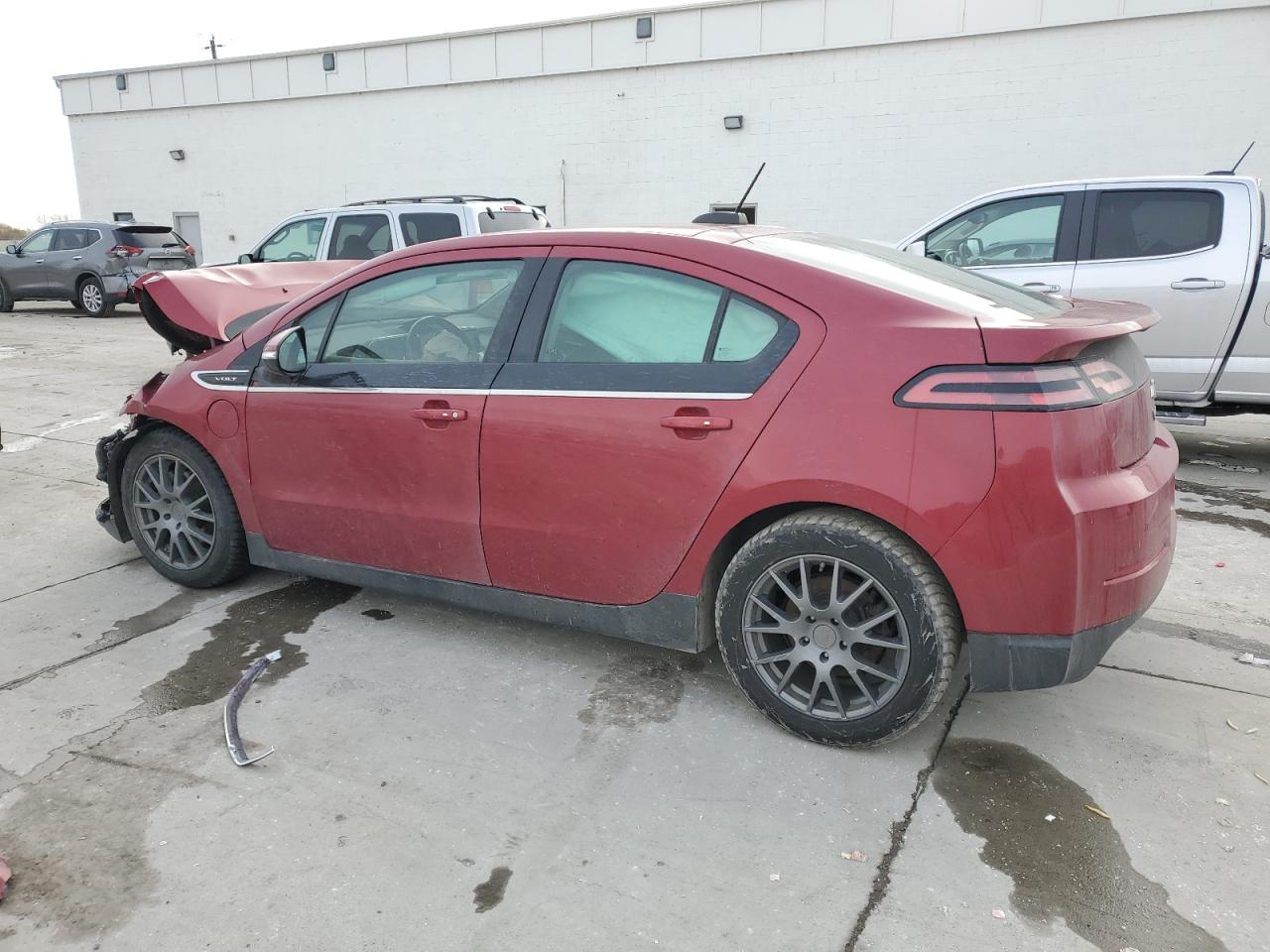 2015 Chevrolet Volt - Image 2