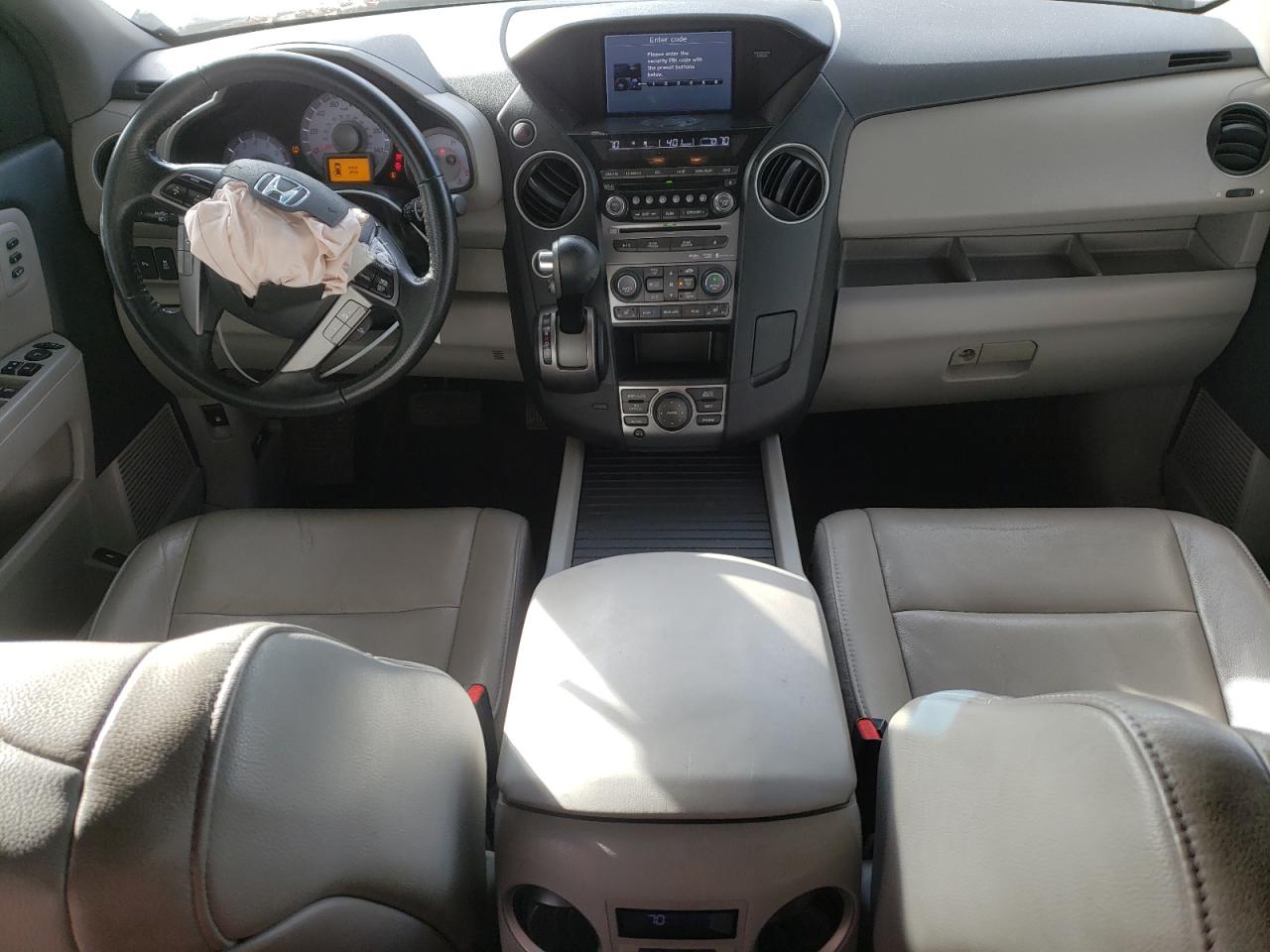 2014 Honda Pilot - Image 8