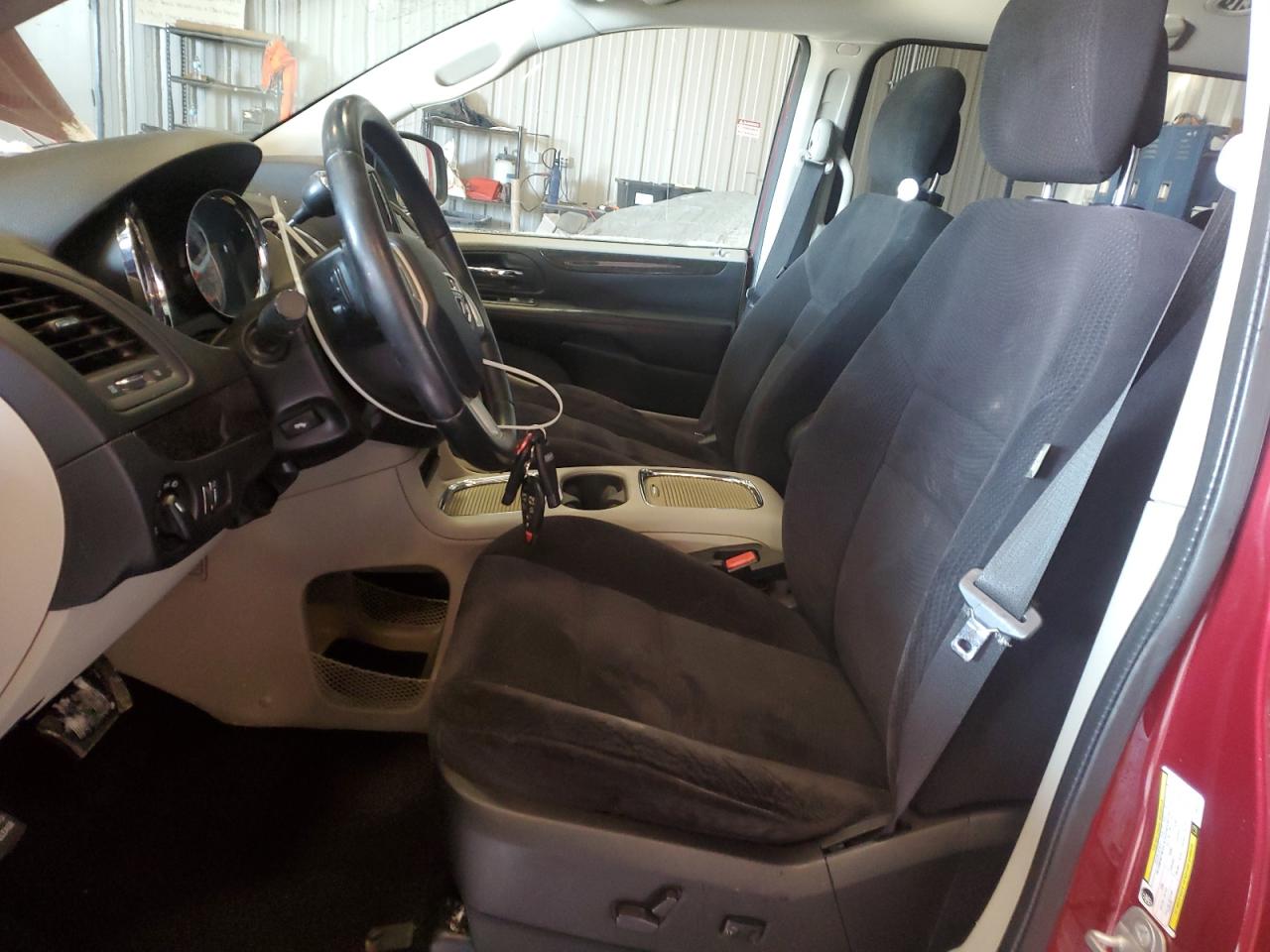 2014 Dodge Caravan - Image 7