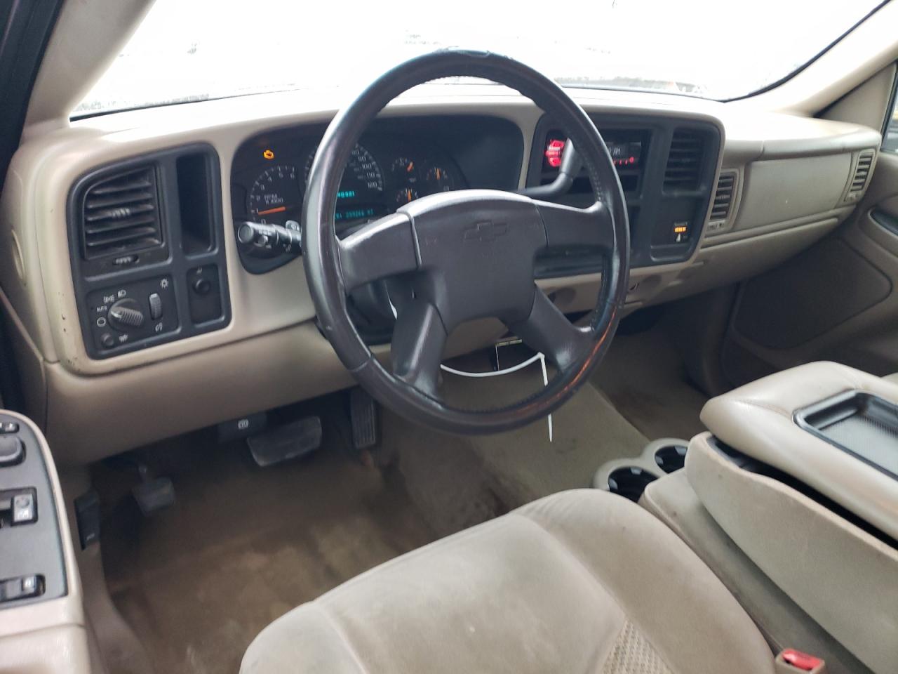 2003 Chevrolet Silverado - Image 8