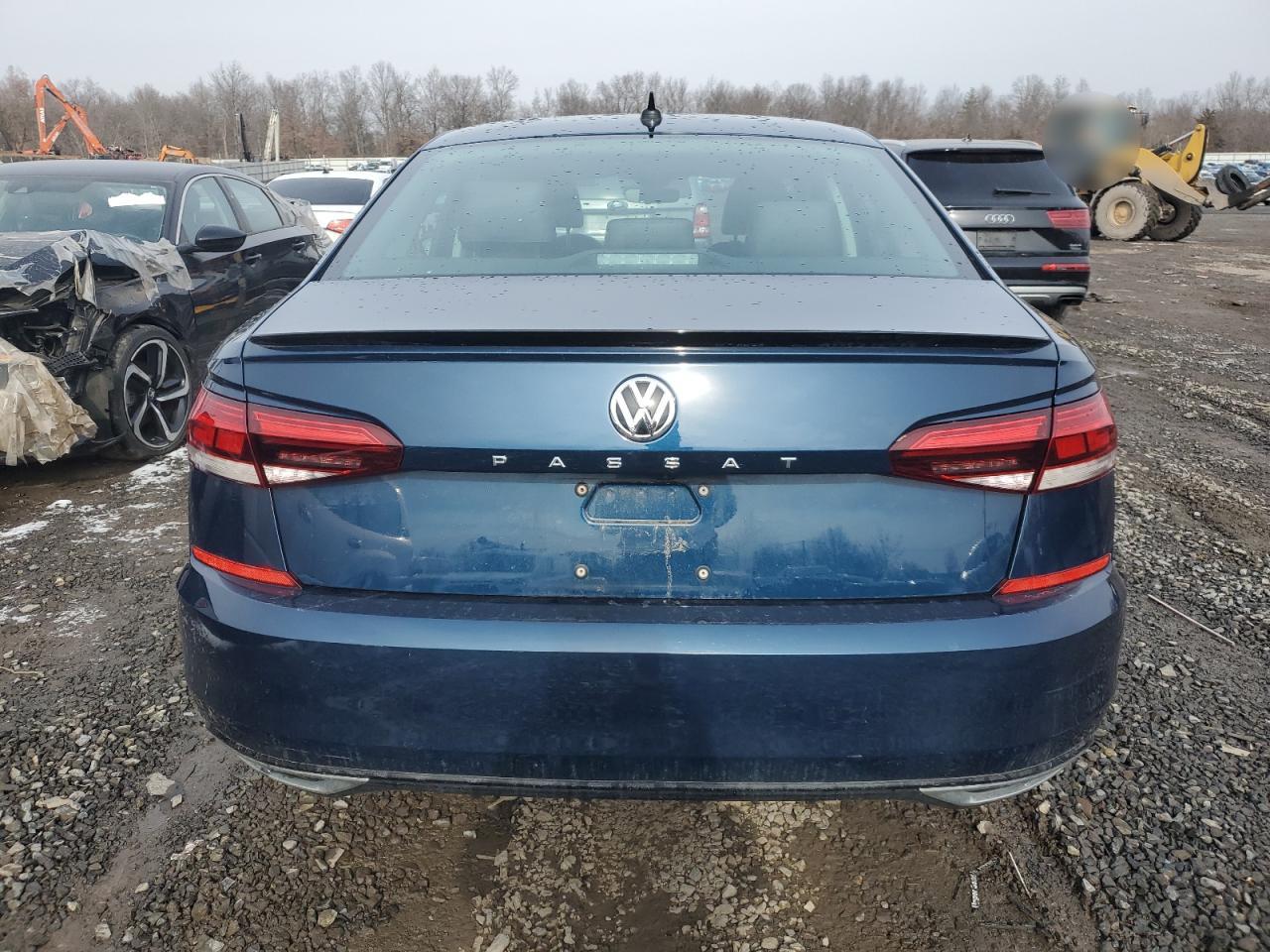 2020 Volkswagen Passat - Image 6