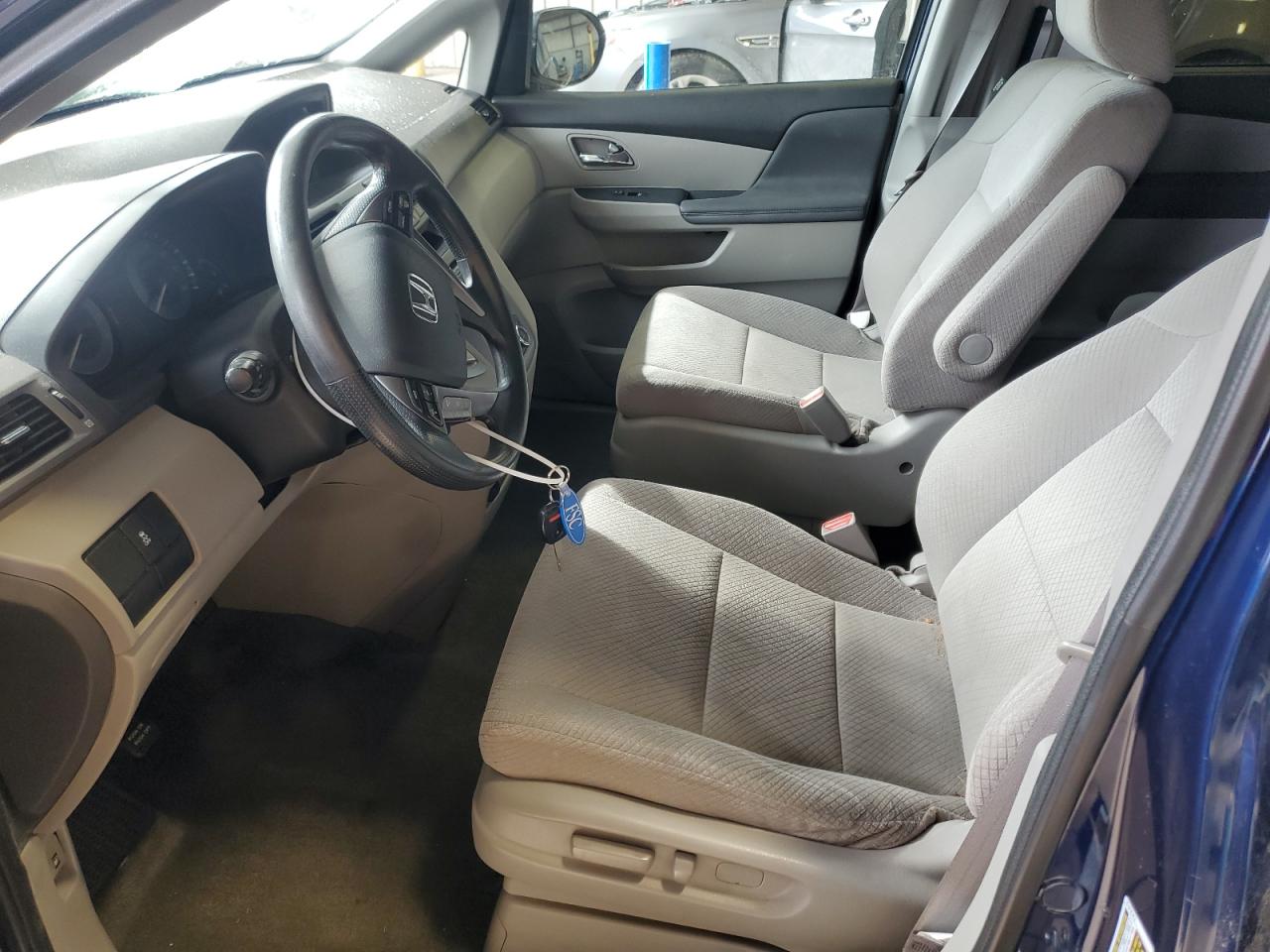 2015 Honda Odyssey - Image 7