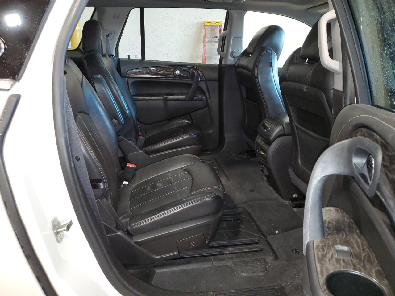 2014 Buick Enclave - Image 11