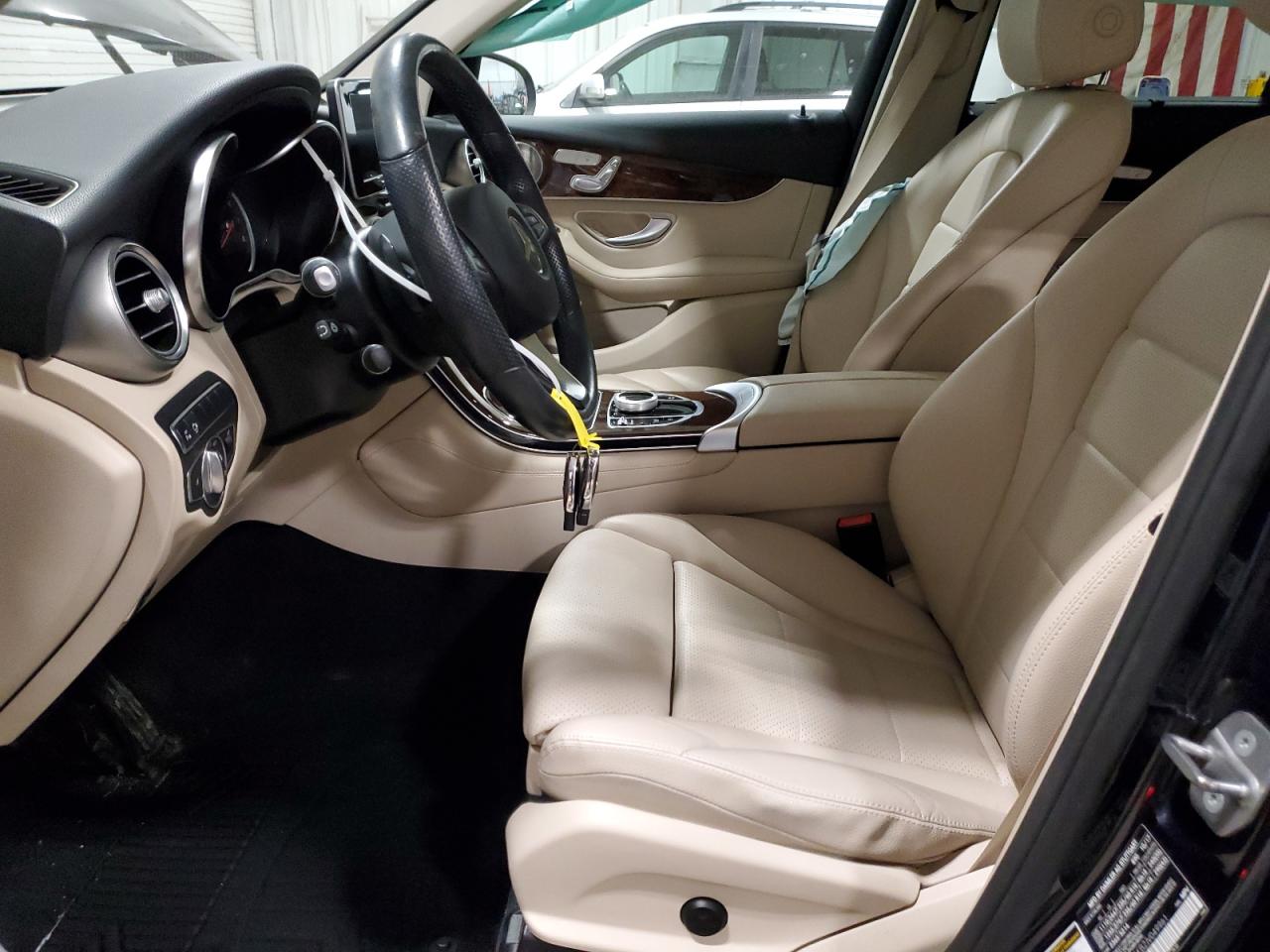 2018 Mercedes-Benz GLC - Image 7