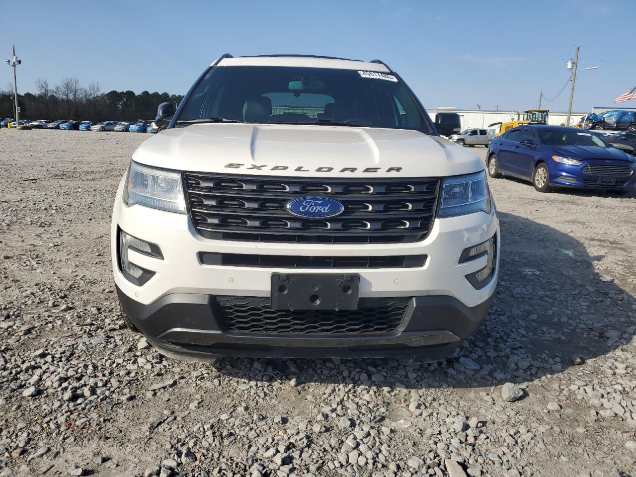 2017 Ford Explorer - Image 5