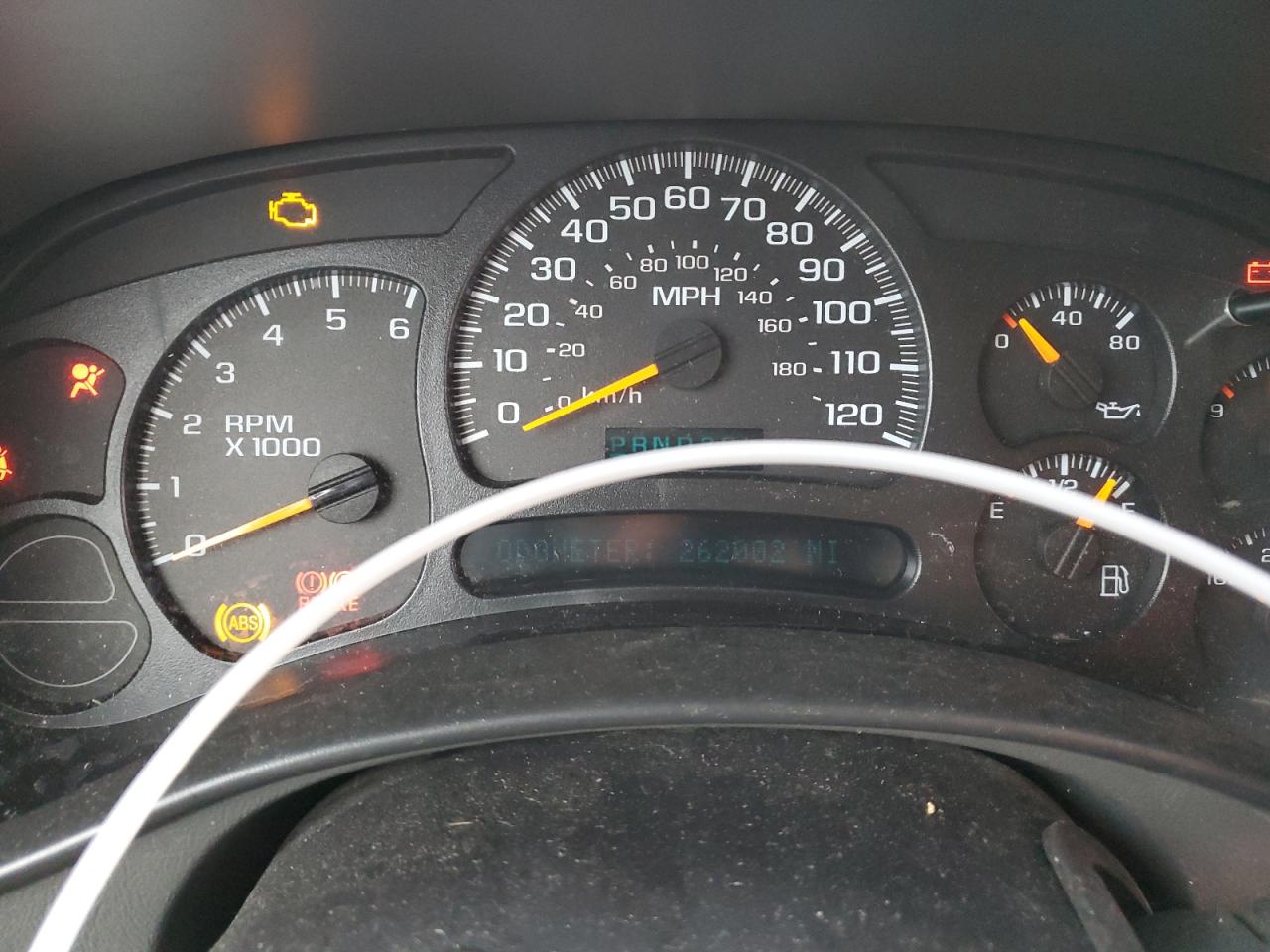 2004 Chevrolet Tahoe - Image 9