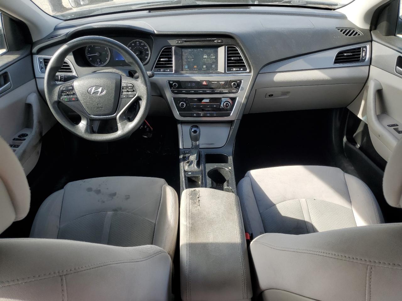 2016 Hyundai Sonata - Image 8