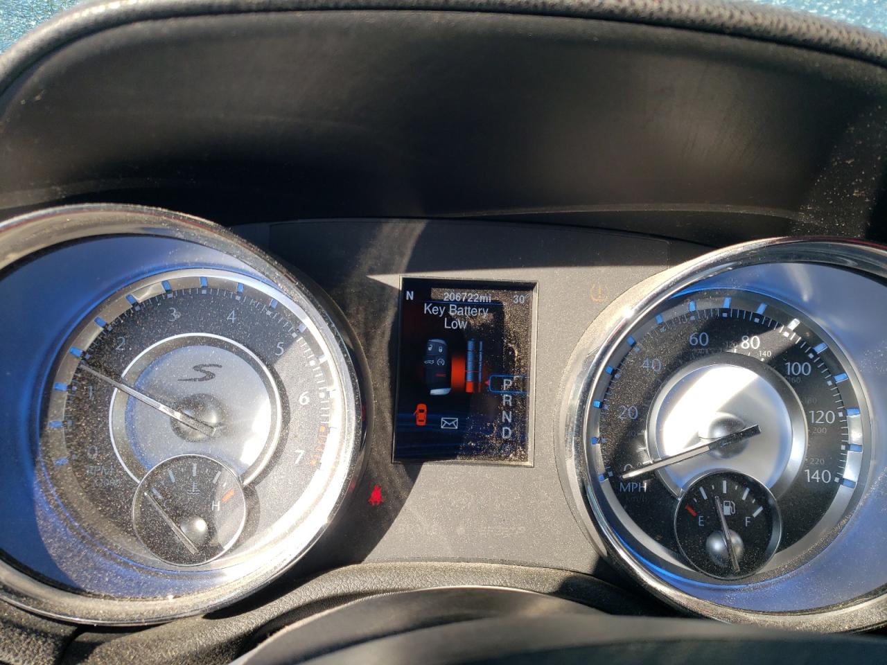 2013 Chrysler 300 - Image 9