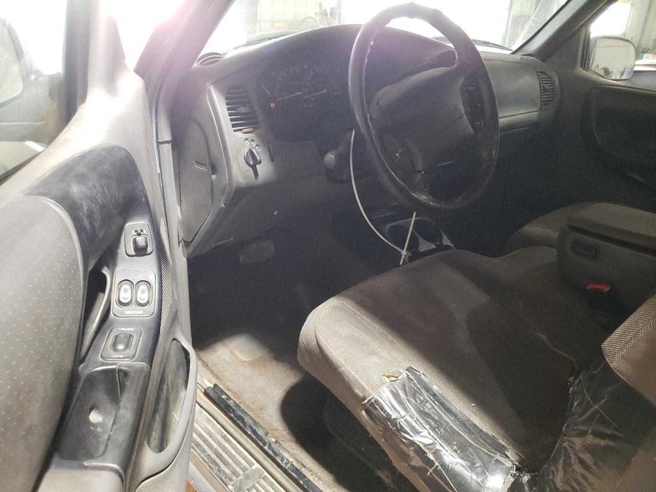 2000 Ford Ranger - Image 8