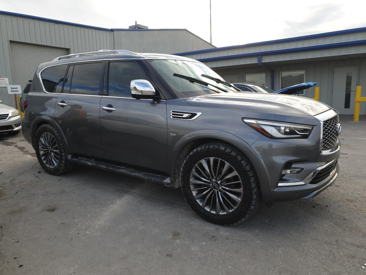 2018 Infiniti QX80 - Image 4