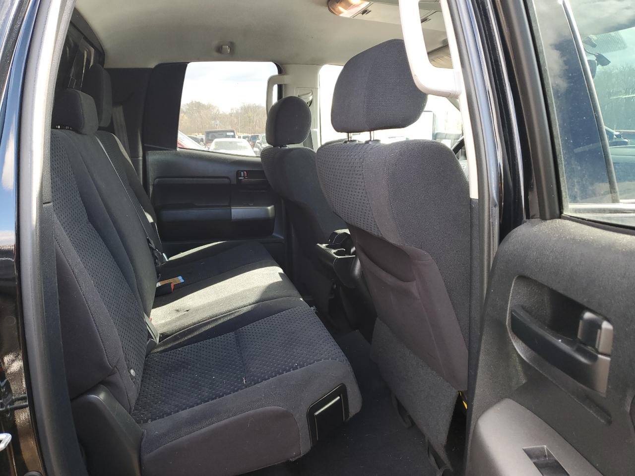 2011 Toyota Tundra - Image 10