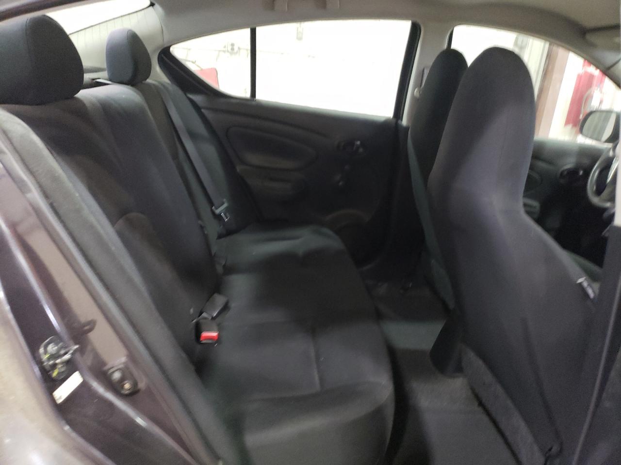 2015 Nissan Versa - Image 10