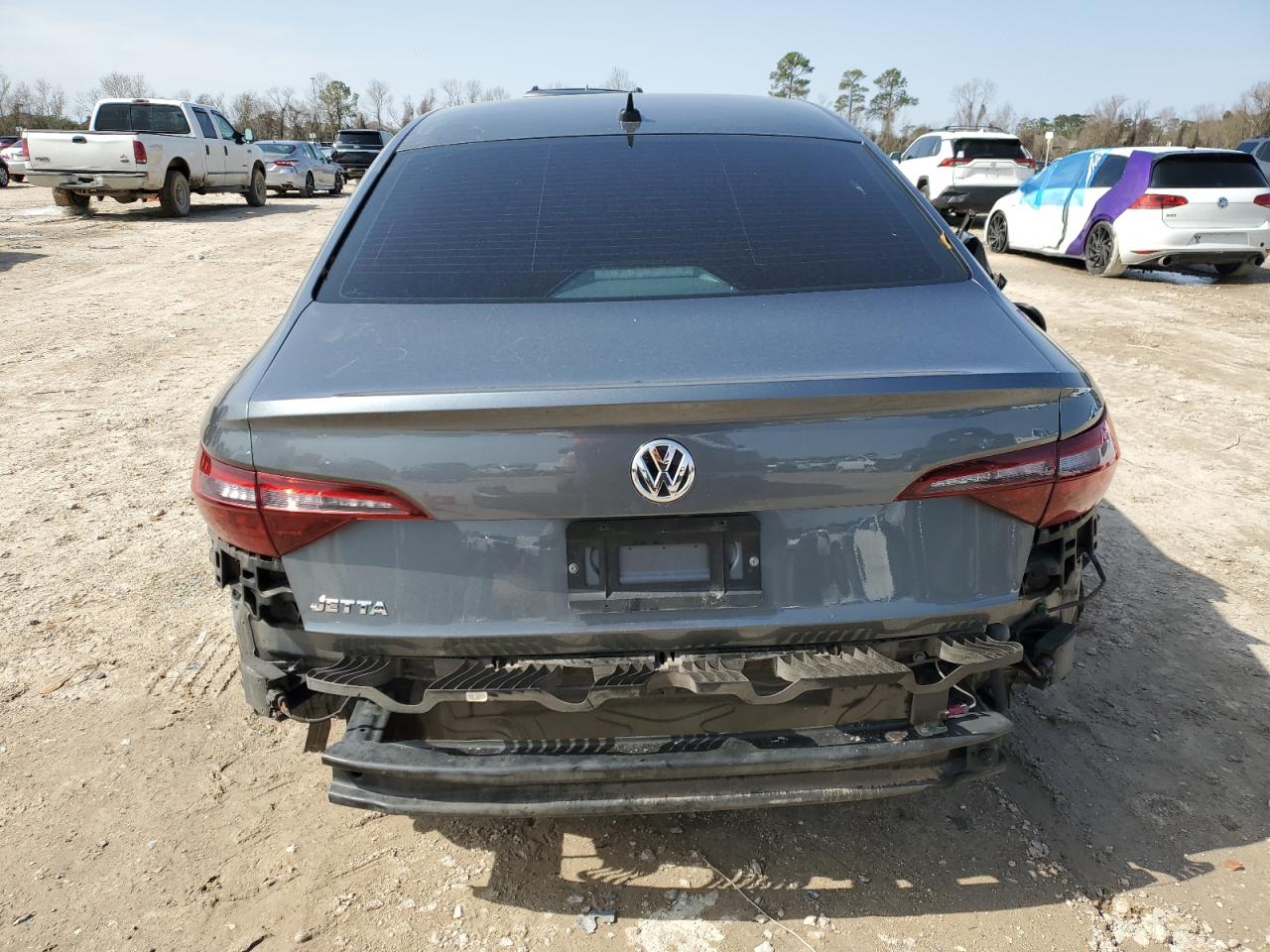 2021 Volkswagen Jetta - Image 6
