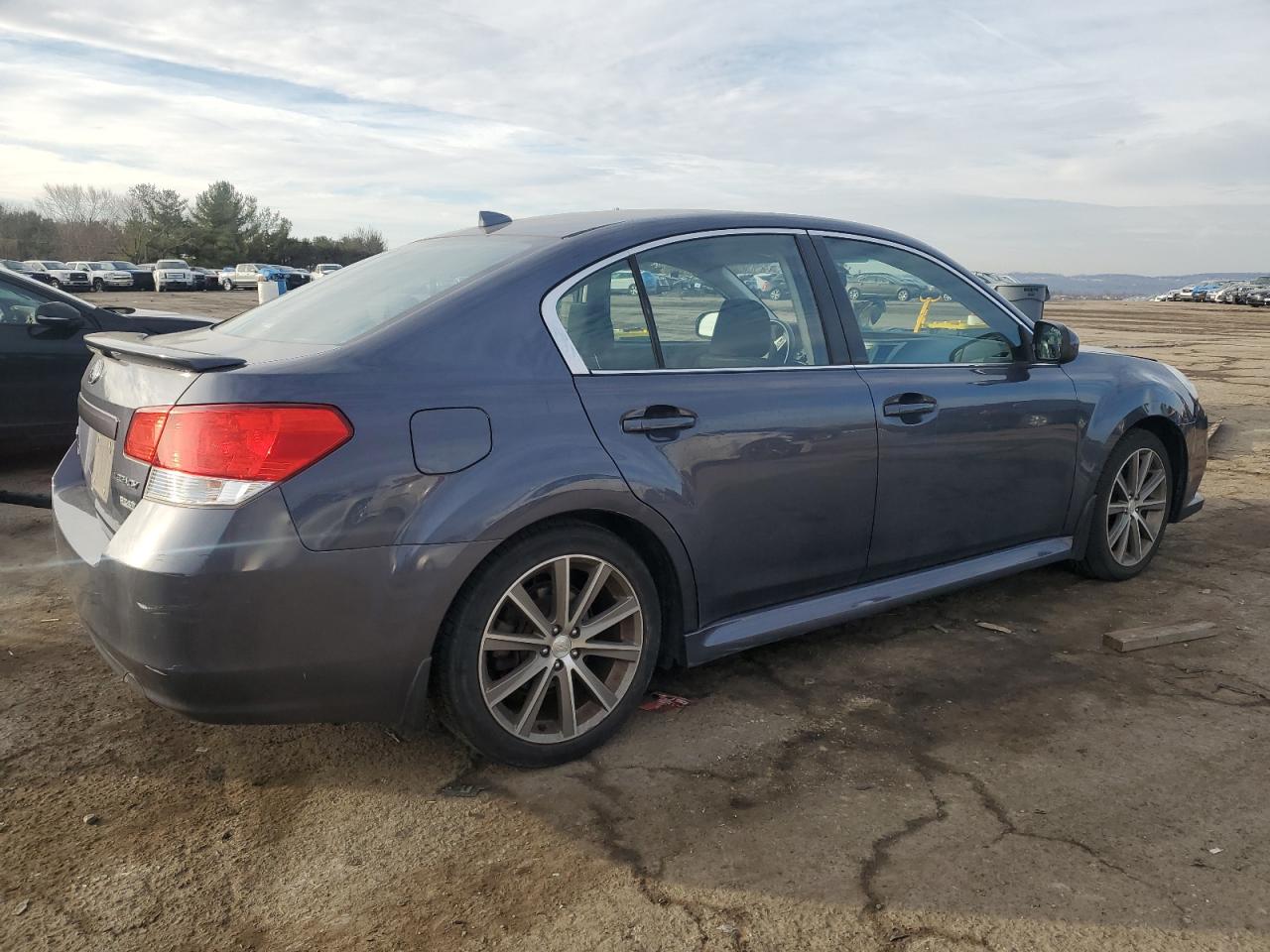 2014 Subaru Legacy - Image 3