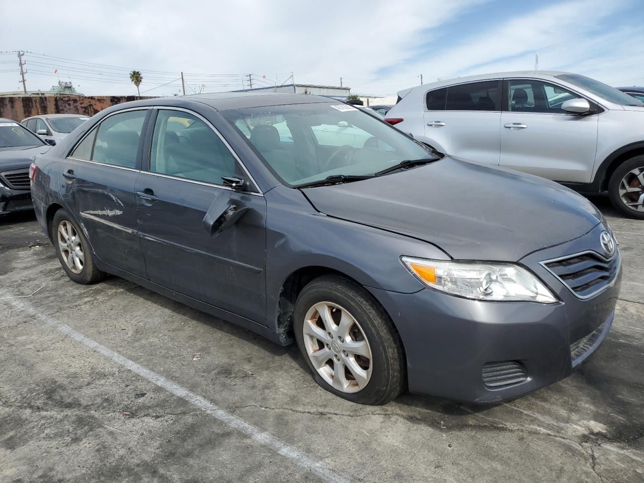 2011 Toyota Camry - Image 4