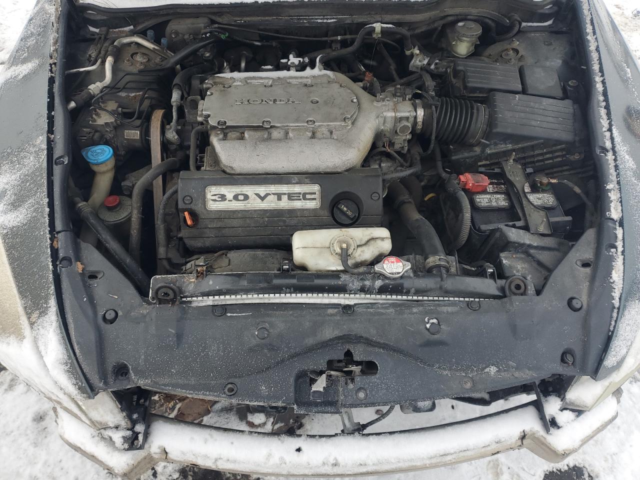 2005 Honda Accord - Image 13