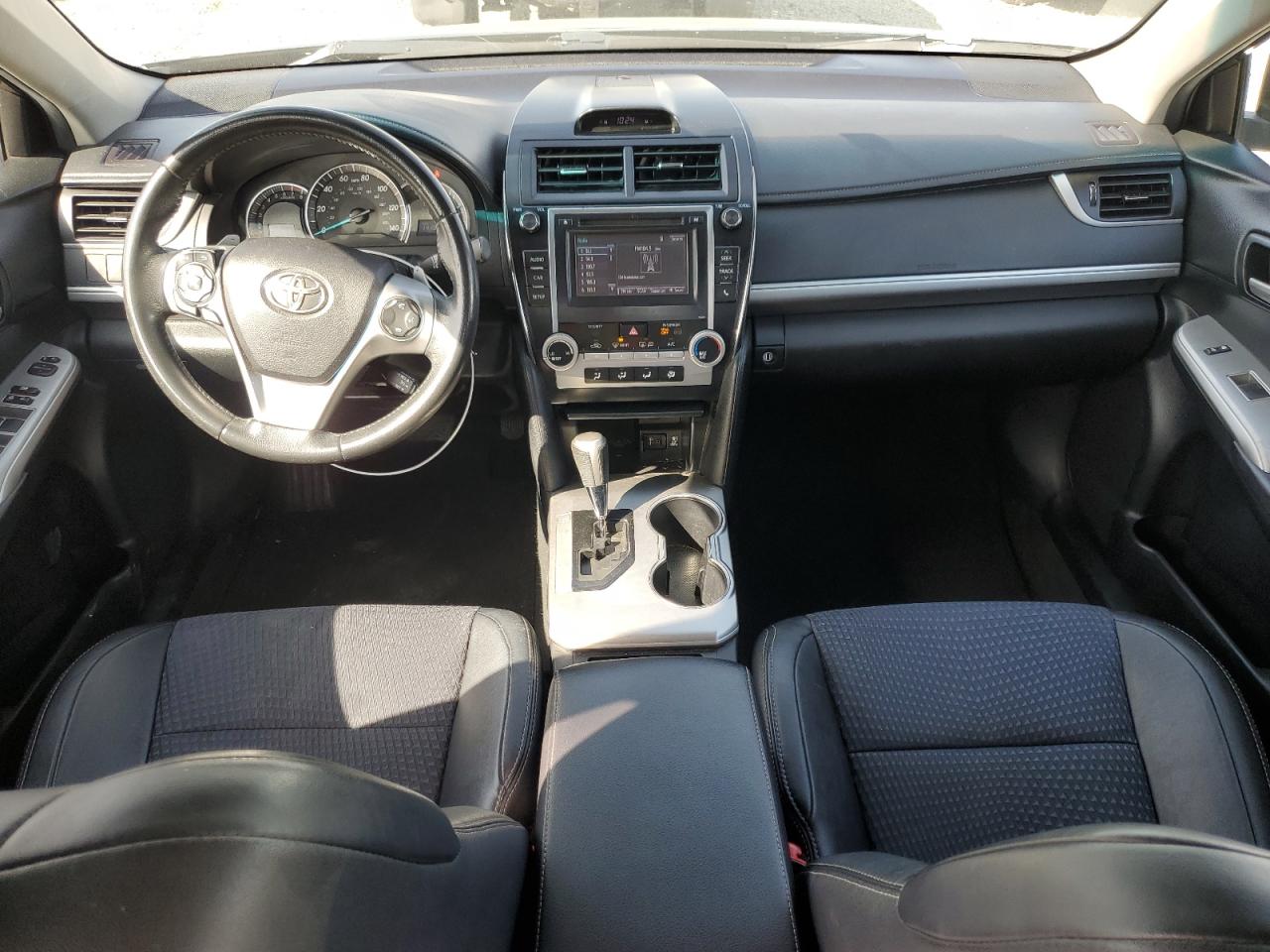 2014 Toyota Camry - Image 8