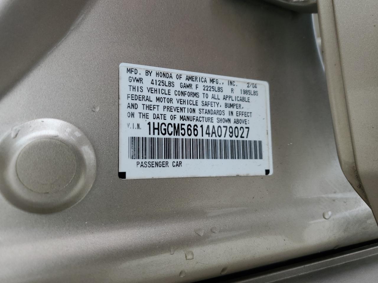 2004 Honda Accord - Image 12