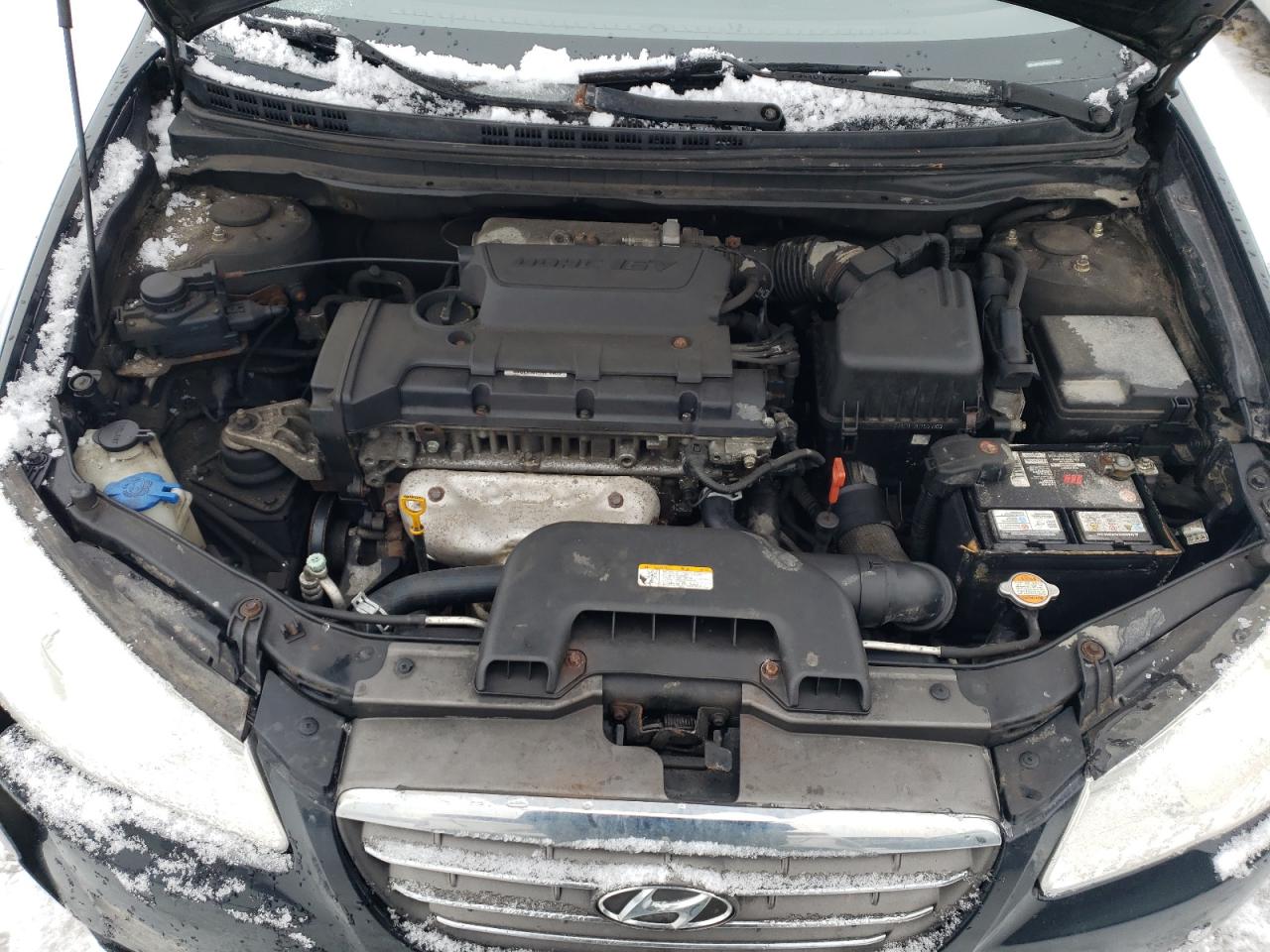 2009 Hyundai Elantra - Image 11