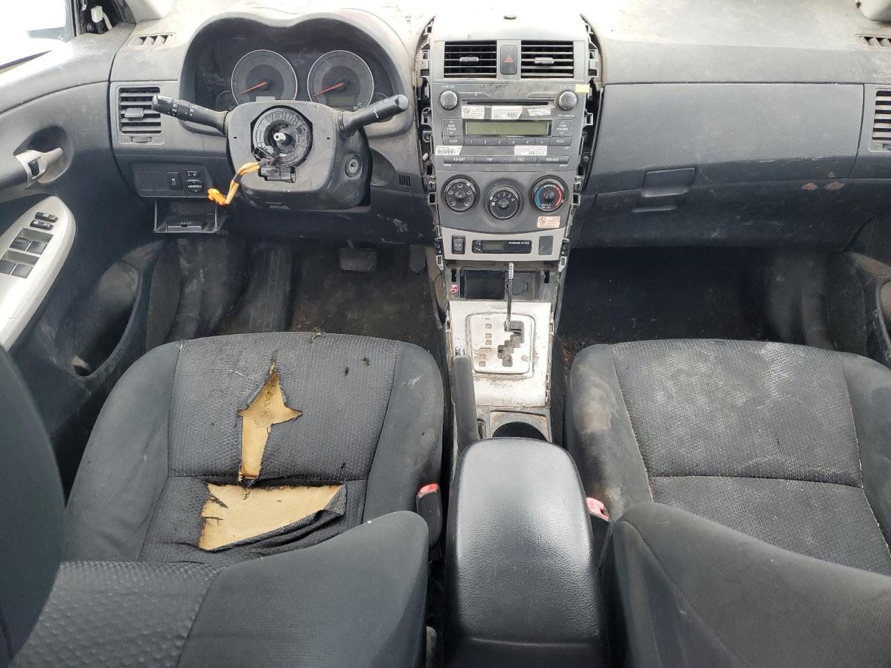 2010 Toyota Corolla - Image 8
