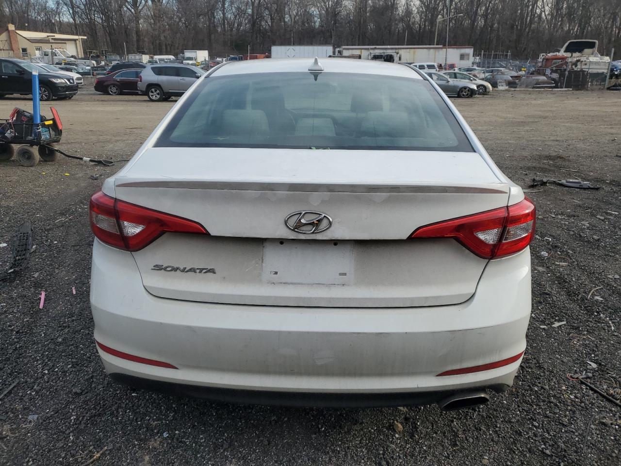 2017 Hyundai Sonata - Image 6