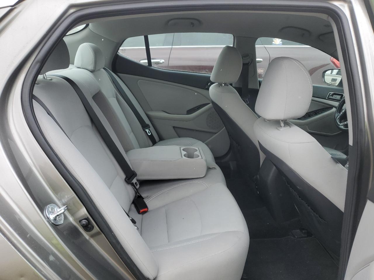 2013 Kia Optima - Image 10