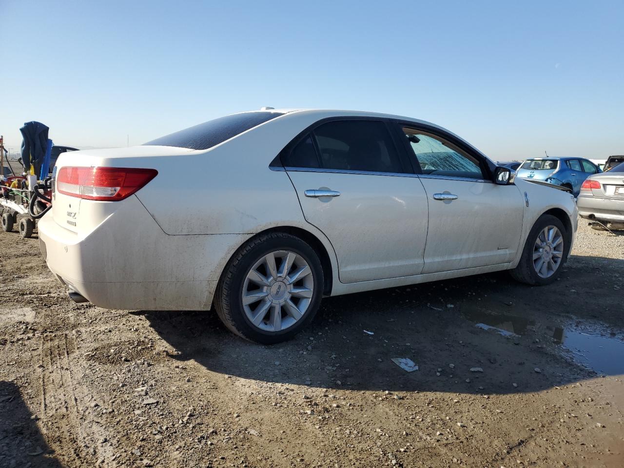 2012 Lincoln MKZ - Image 3