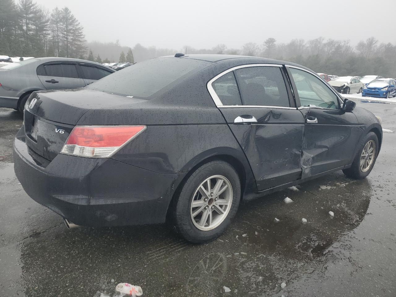 2010 Honda Accord - Image 3